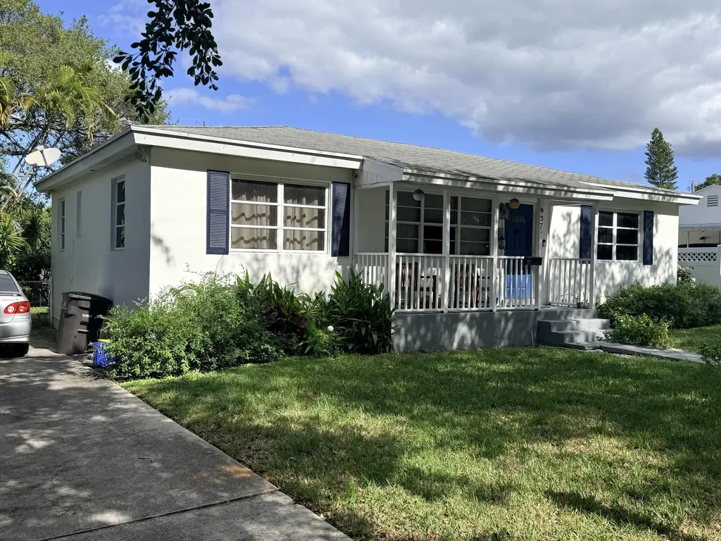 937 Upland Road West Palm Beach FL 33401