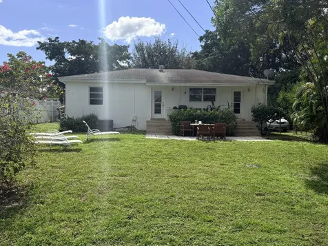 937 Upland Road West Palm Beach FL 33401