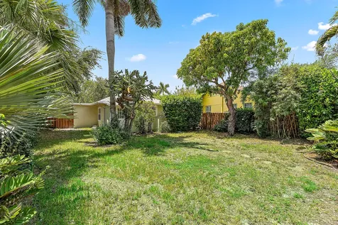 224 N Ocean Breeze Lake Worth Beach FL 33460
