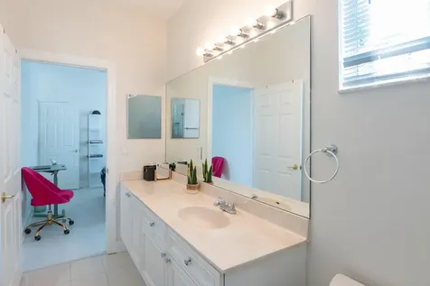 518 N Federal Highway Lake Worth Beach FL 33460