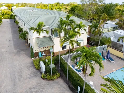 518 N Federal Highway Lake Worth Beach FL 33460