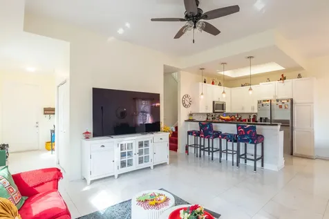 518 N Federal Highway Lake Worth Beach FL 33460