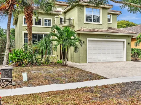 10779 Lake Wynds Court Boynton Beach FL 33437