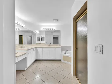 10779 Lake Wynds Court Boynton Beach FL 33437
