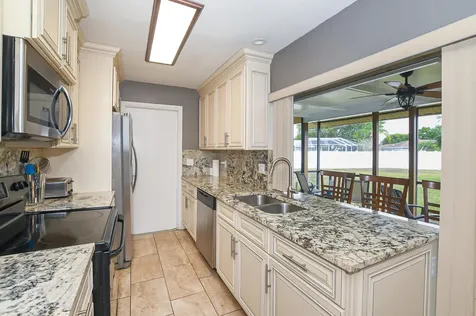 610 Nw Marion Avenue Port Saint Lucie FL 34983