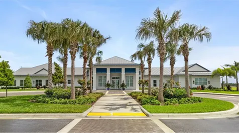1753 Se Crosswood Way Port Saint Lucie FL 34984