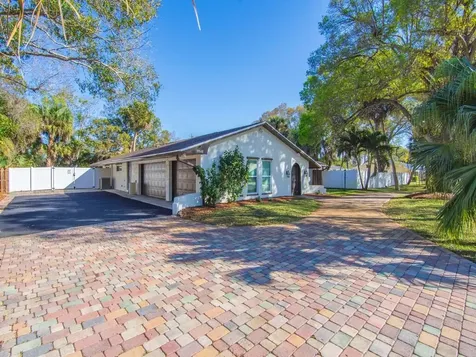 1546 35th Avenue Vero Beach FL 32960