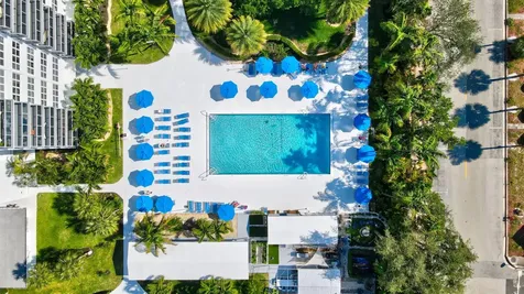3333 Ne 34th Street Fort Lauderdale FL 33308