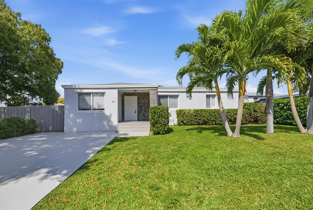 233 Nw 6th Avenue Boynton Beach FL 33435