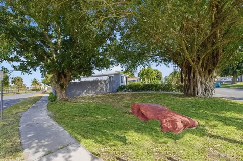 233 Nw 6th Avenue Boynton Beach FL 33435