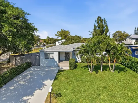 233 Nw 6th Avenue Boynton Beach FL 33435