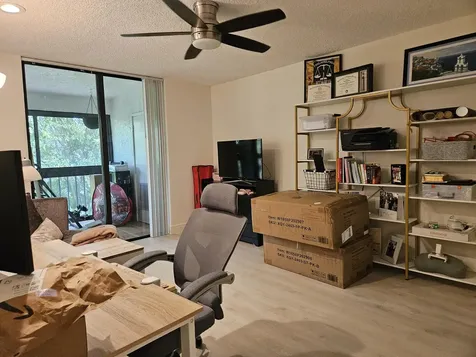 7976 La Mirada Drive Boca Raton FL 33433