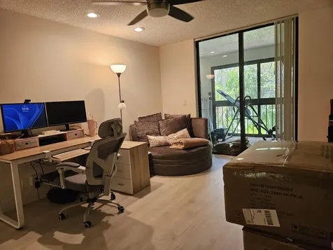 7976 La Mirada Drive Boca Raton FL 33433