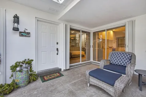 7502 Geminata Oak Court Palm Beach Gardens FL 33410