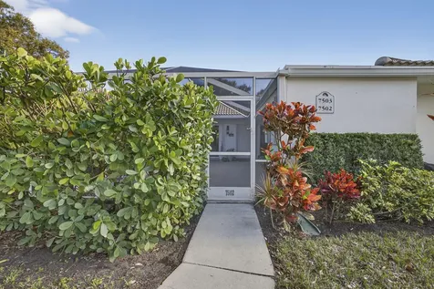 7502 Geminata Oak Court Palm Beach Gardens FL 33410