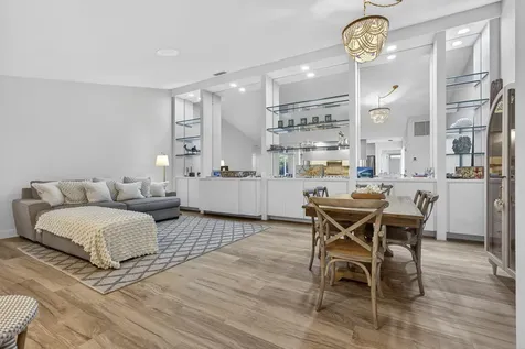 7502 Geminata Oak Court Palm Beach Gardens FL 33410
