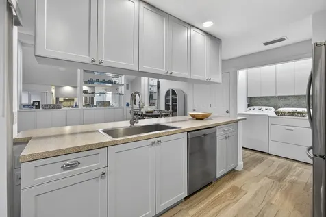 7502 Geminata Oak Court Palm Beach Gardens FL 33410
