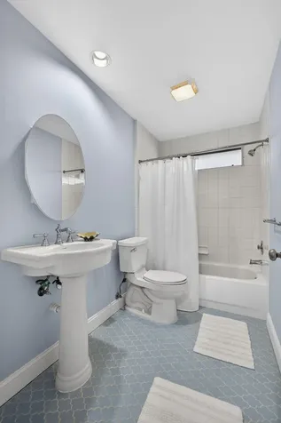 7502 Geminata Oak Court Palm Beach Gardens FL 33410
