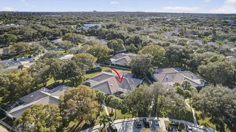 7502 Geminata Oak Court Palm Beach Gardens FL 33410
