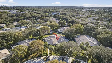 7502 Geminata Oak Court Palm Beach Gardens FL 33410