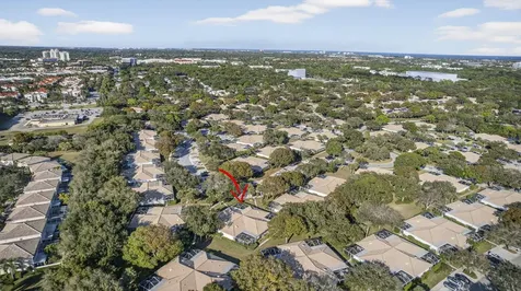 7502 Geminata Oak Court Palm Beach Gardens FL 33410