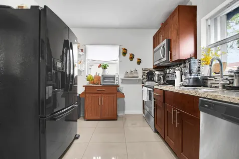 714 N H Street Lake Worth Beach FL 33460