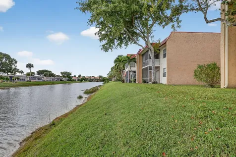 124 Lake Evelyn Drive West Palm Beach FL 33411
