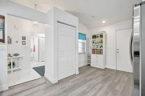 14524 Via Royale Delray Beach FL 33446