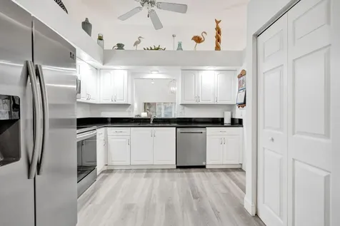 14524 Via Royale Delray Beach FL 33446