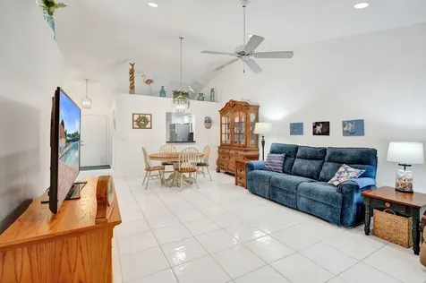 14524 Via Royale Delray Beach FL 33446