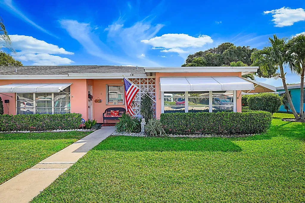 340 Main Boulevard Boynton Beach FL 33435