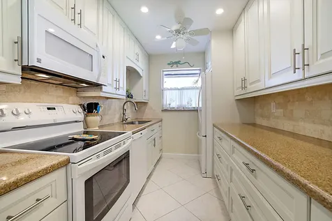 340 Main Boulevard Boynton Beach FL 33435