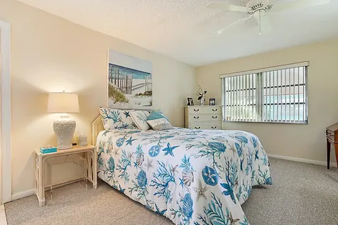 340 Main Boulevard Boynton Beach FL 33435