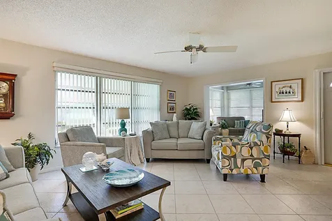 340 Main Boulevard Boynton Beach FL 33435