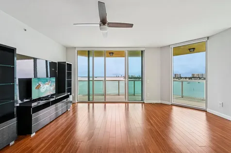 2650 Lake Shore Drive Riviera Beach FL 33404
