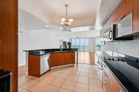 2650 Lake Shore Drive Riviera Beach FL 33404