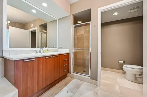 2650 Lake Shore Drive Riviera Beach FL 33404