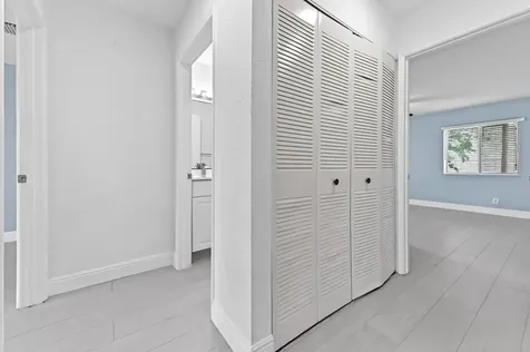 9969 Robins Nest Road Boca Raton FL 33496