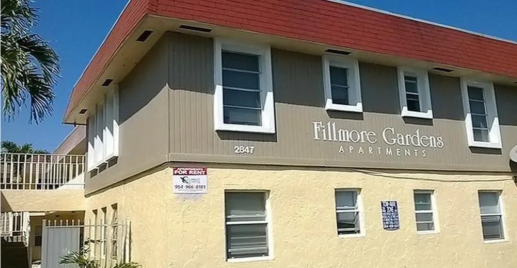 2847 Fillmore Street Hollywood FL 33020