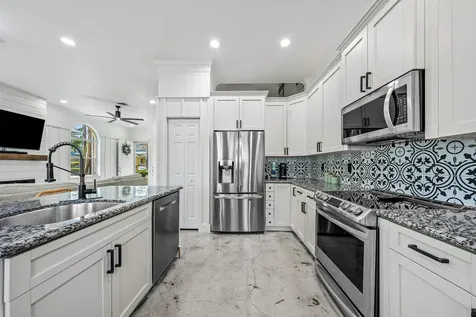 160 Barefoot Cove Hypoluxo FL 33462