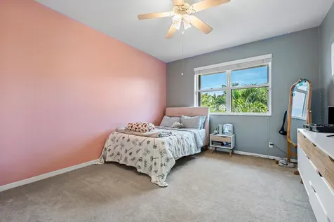 160 Barefoot Cove Hypoluxo FL 33462