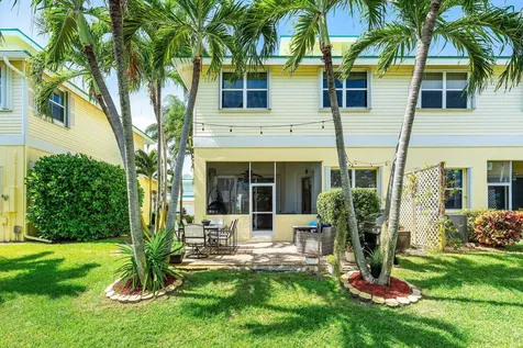 160 Barefoot Cove Hypoluxo FL 33462