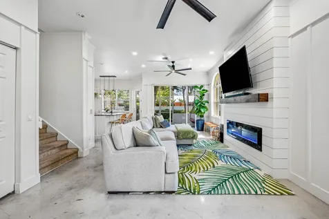 160 Barefoot Cove Hypoluxo FL 33462
