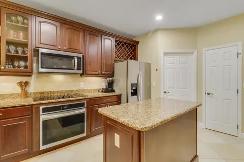 3055 Nw Stoney Creek Avenue Jensen Beach FL 34957