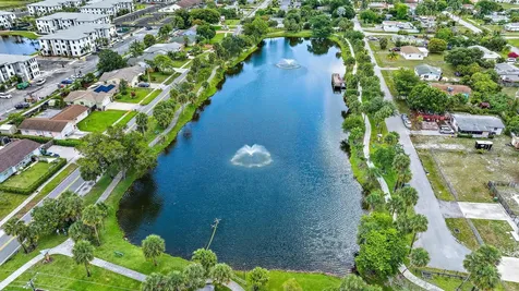 725 Lori Drive Palm Springs FL 33461