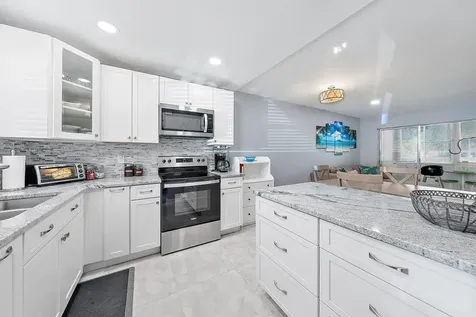 725 Lori Drive Palm Springs FL 33461