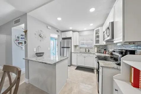 725 Lori Drive Palm Springs FL 33461