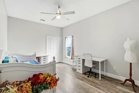 2424 Stone Cross Circle Orlando FL 32828