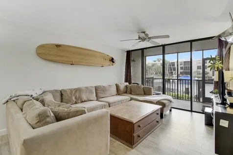 9 Royal Palm Way Boca Raton FL 33432