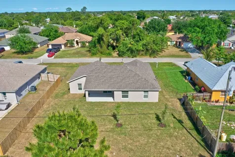5181 NW Mayfield Lane Port Saint Lucie FL 34983